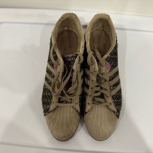 Adidas ladies sneakers